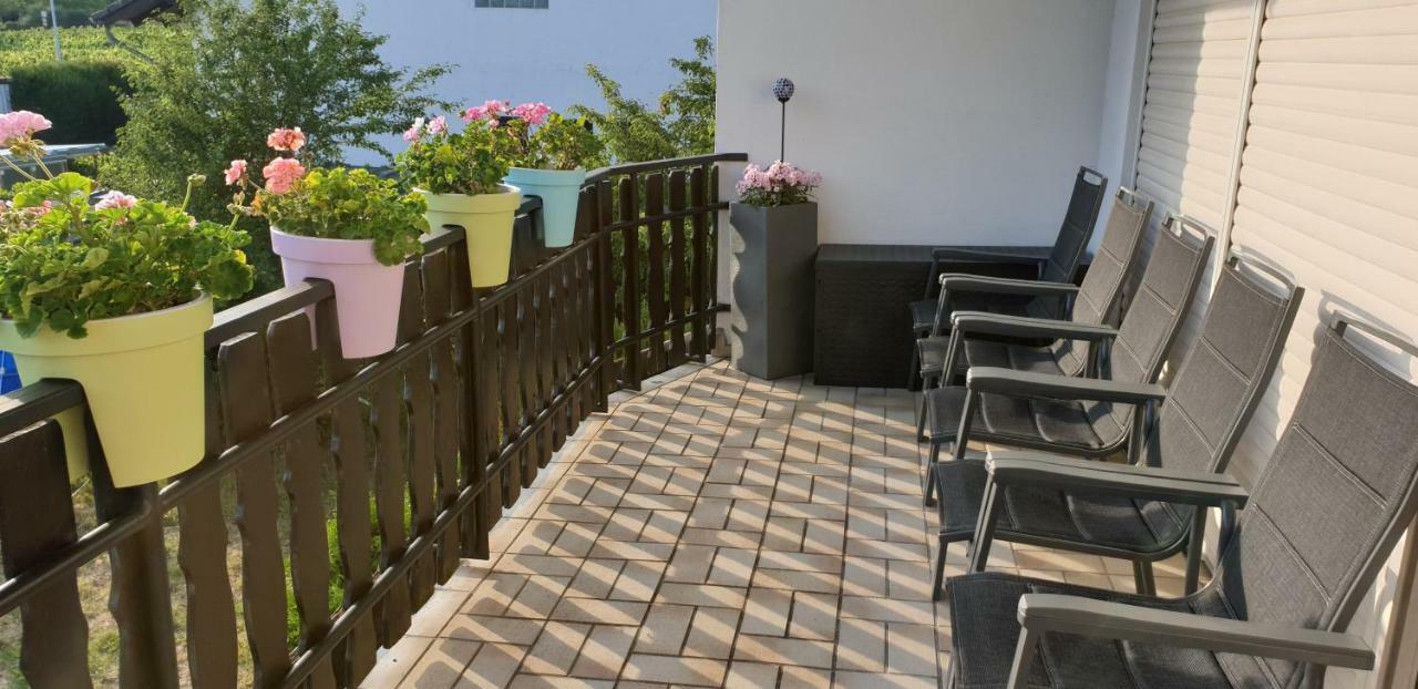 Ferienwohnung Weingut Leis Oestrich-Winkel Dış mekan fotoğraf